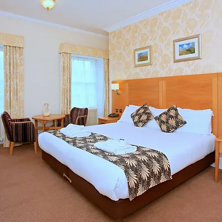 Weetwood Hall Estate Hotell