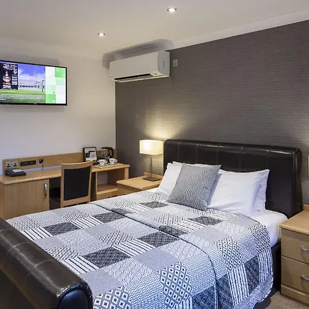 Weetwood Hall Estate Leeds (West Yorkshire)