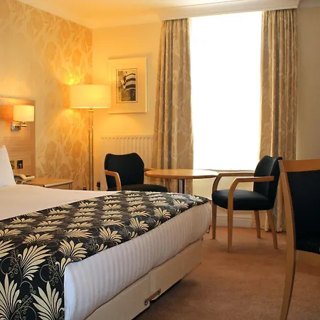 Weetwood Hall Estate 4*