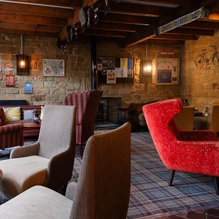 Weetwood Hall Estate Hotell