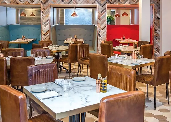 Weetwood Hall Estate Лидс