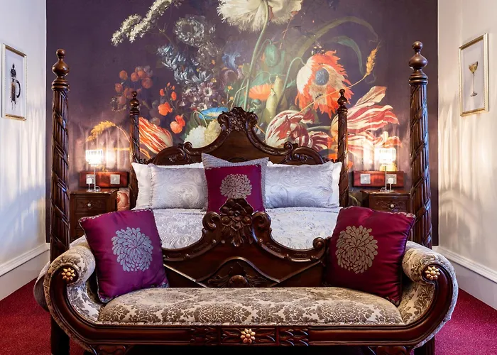 Hotel Weetwood Hall Estate 4*