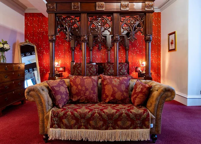 Weetwood Hall Estate 4*