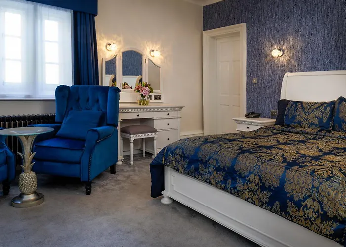 Weetwood Hall Estate ليدز