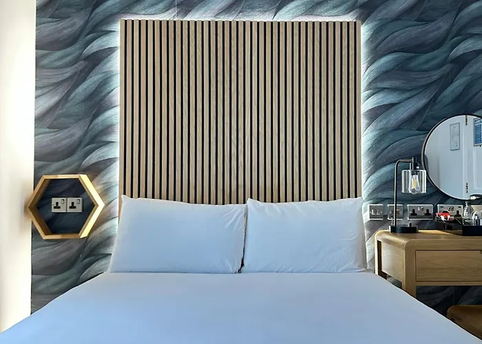 Weetwood Hall Estate 4* Лидс