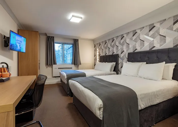 Weetwood Hall Estate ليدز