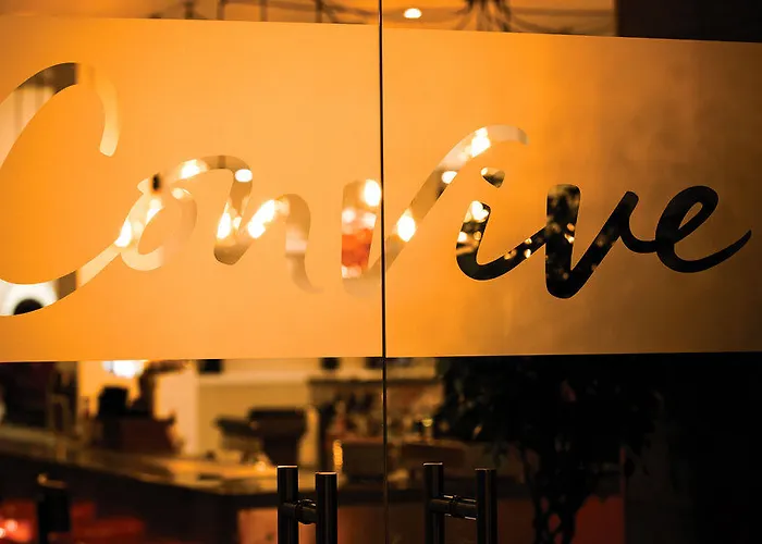 Weetwood Hall Estate فندق