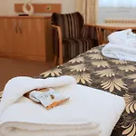 Weetwood Hall Estate Hotel Leeds (West Yorkshire)