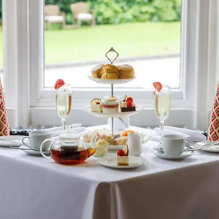 Weetwood Hall Estate Hotel Leeds (West Yorkshire)