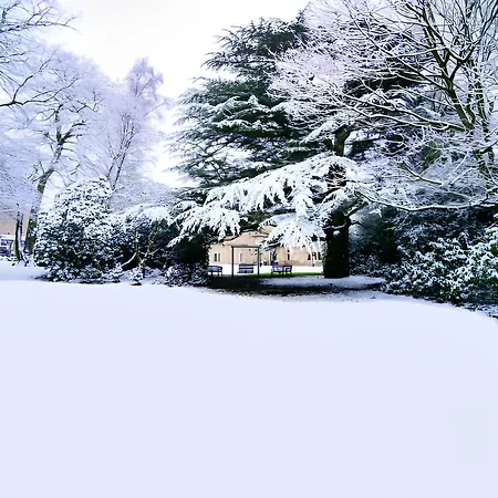 Weetwood Hall Estate 4*