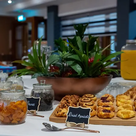 Hotel Weetwood Hall Estate 4*