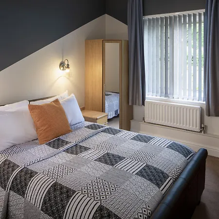 Weetwood Hall Estate 4* Leeds (West Yorkshire)
